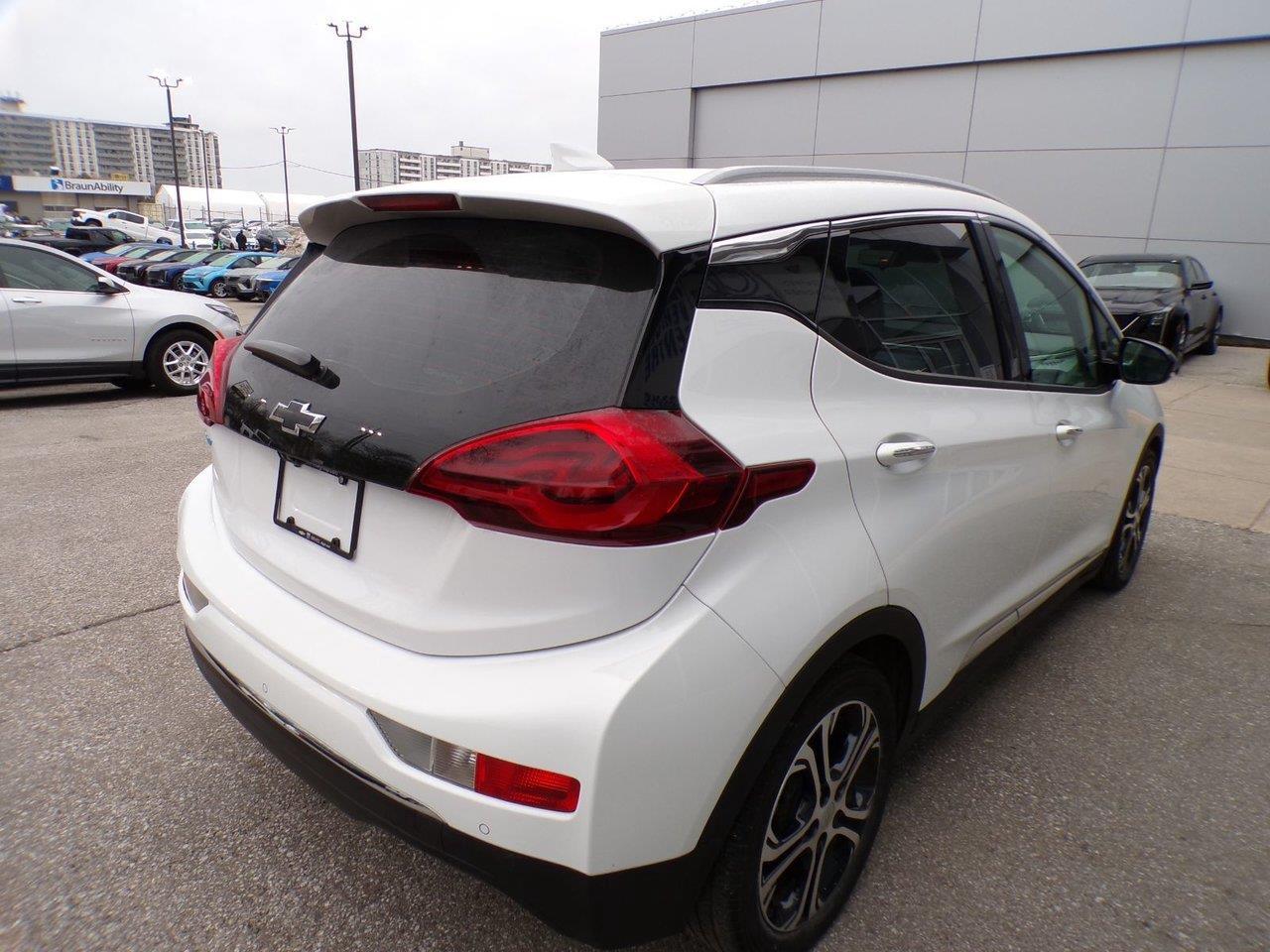 2018 Chevrolet Bolt EV Premier 4dr Wagon Photo