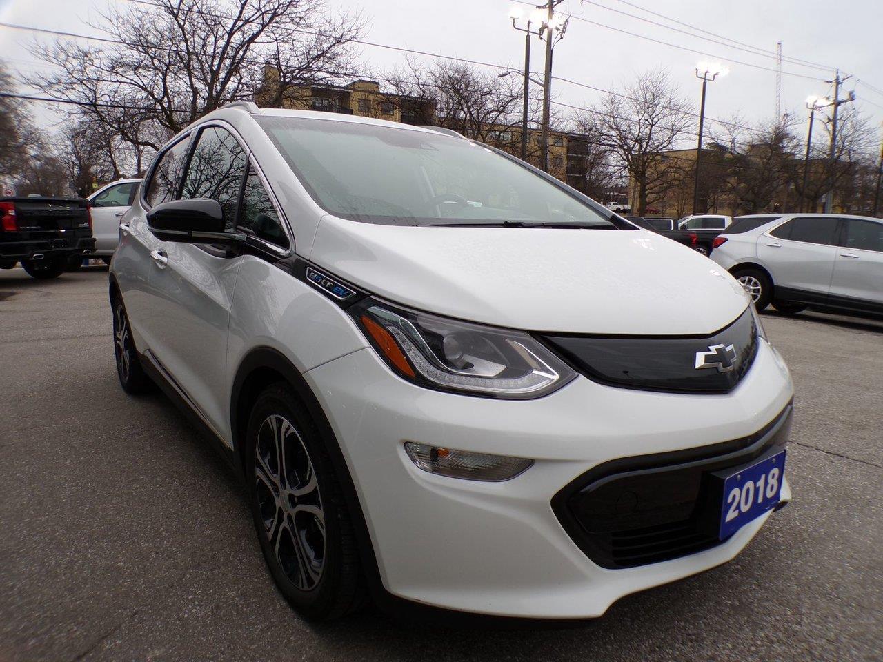 2018 Chevrolet Bolt EV Premier 4dr Wagon Photo2