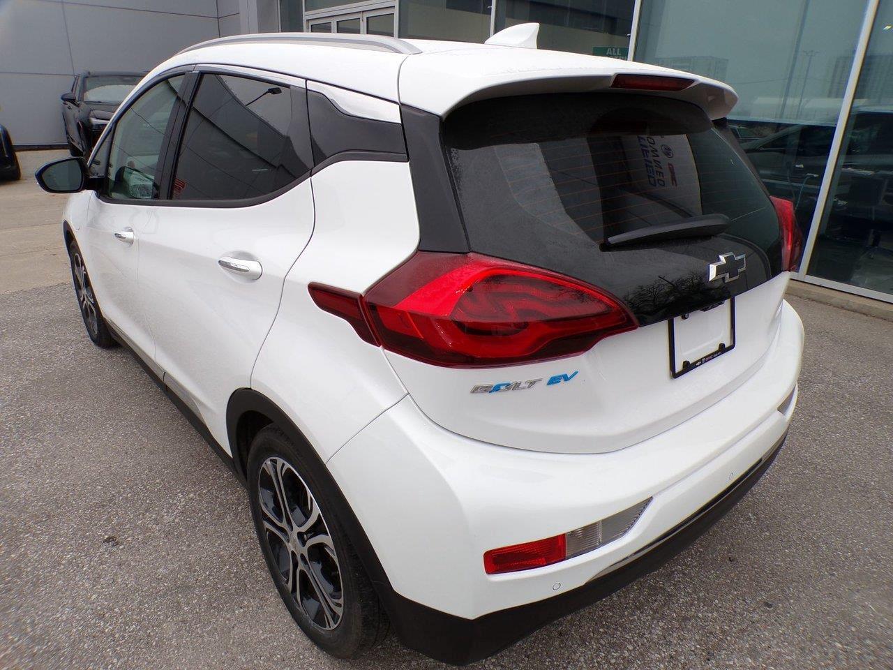 2018 Chevrolet Bolt EV Premier 4dr Wagon Photo