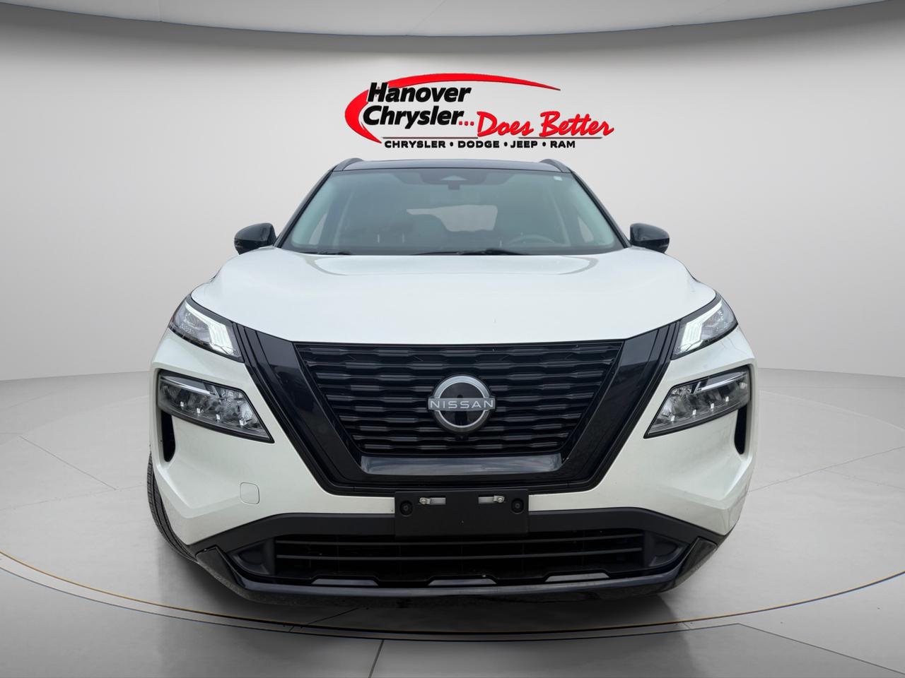 2023 Nissan Rogue SV Midnight Edition 4dr All-Wheel Drive Sport Utility Photo4