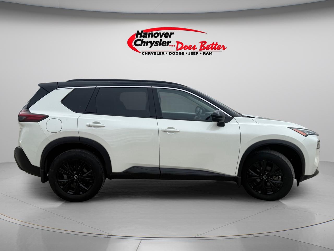 2023 Nissan Rogue SV Midnight Edition 4dr All-Wheel Drive Sport Utility Photo