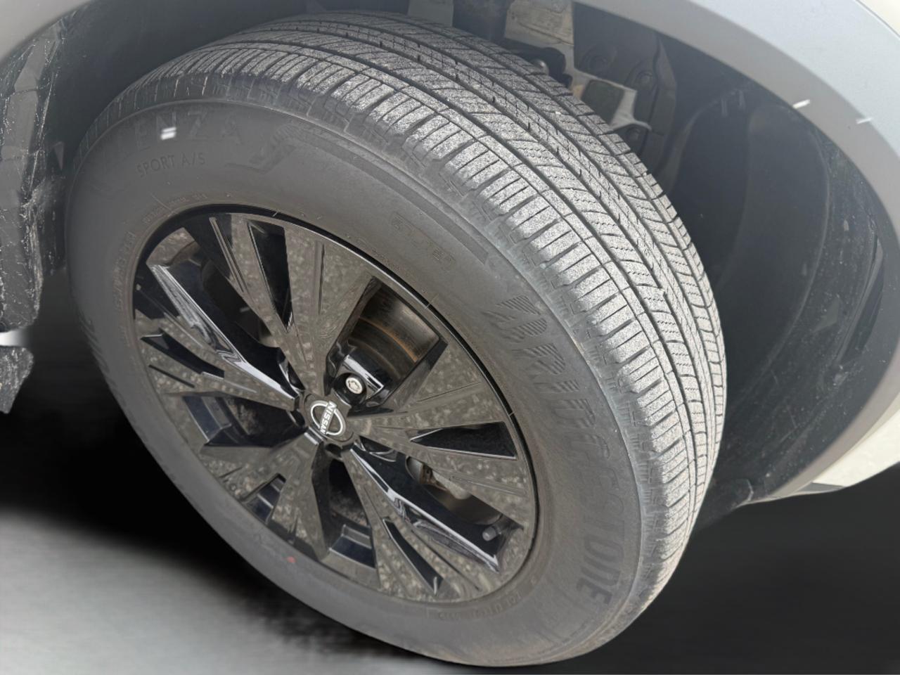 2023 Nissan Rogue SV Midnight Edition 4dr All-Wheel Drive Sport Utility Photo