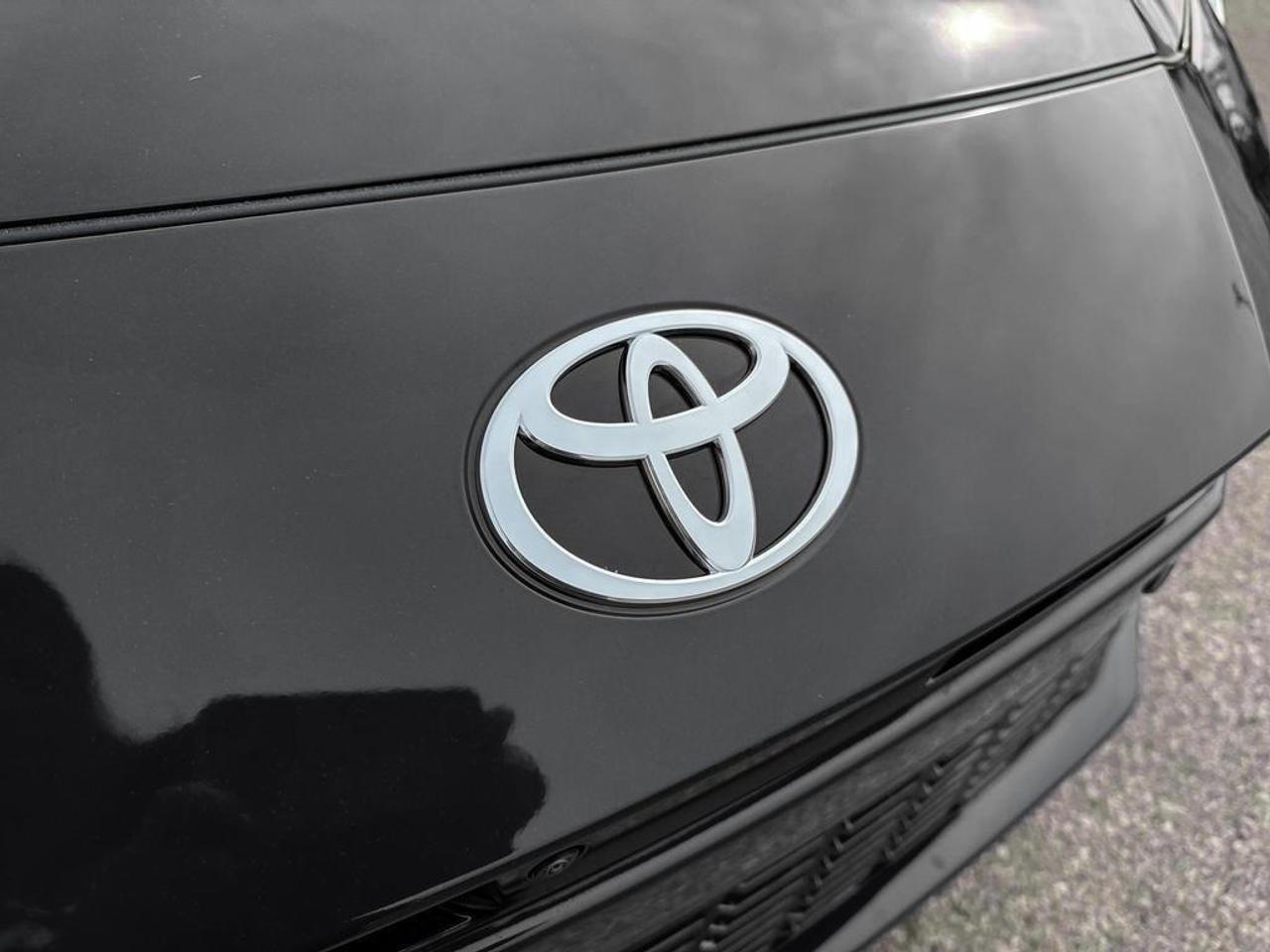 2026 Toyota Camry SE 4dr Front-Wheel Drive Sedan Photo