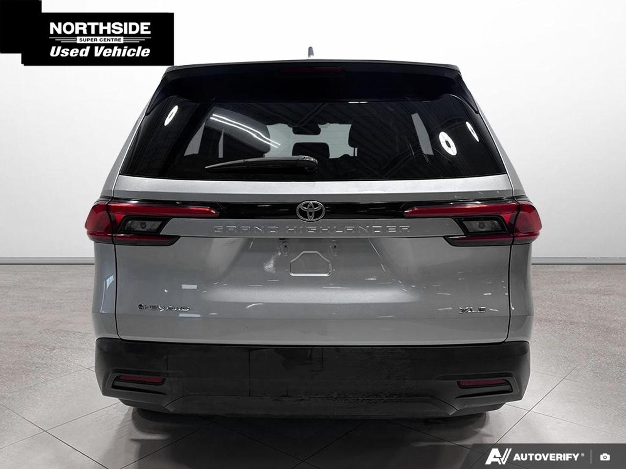 2024 Toyota Grand Highlander Hybrid XLE 4dr All-Wheel Drive Photo