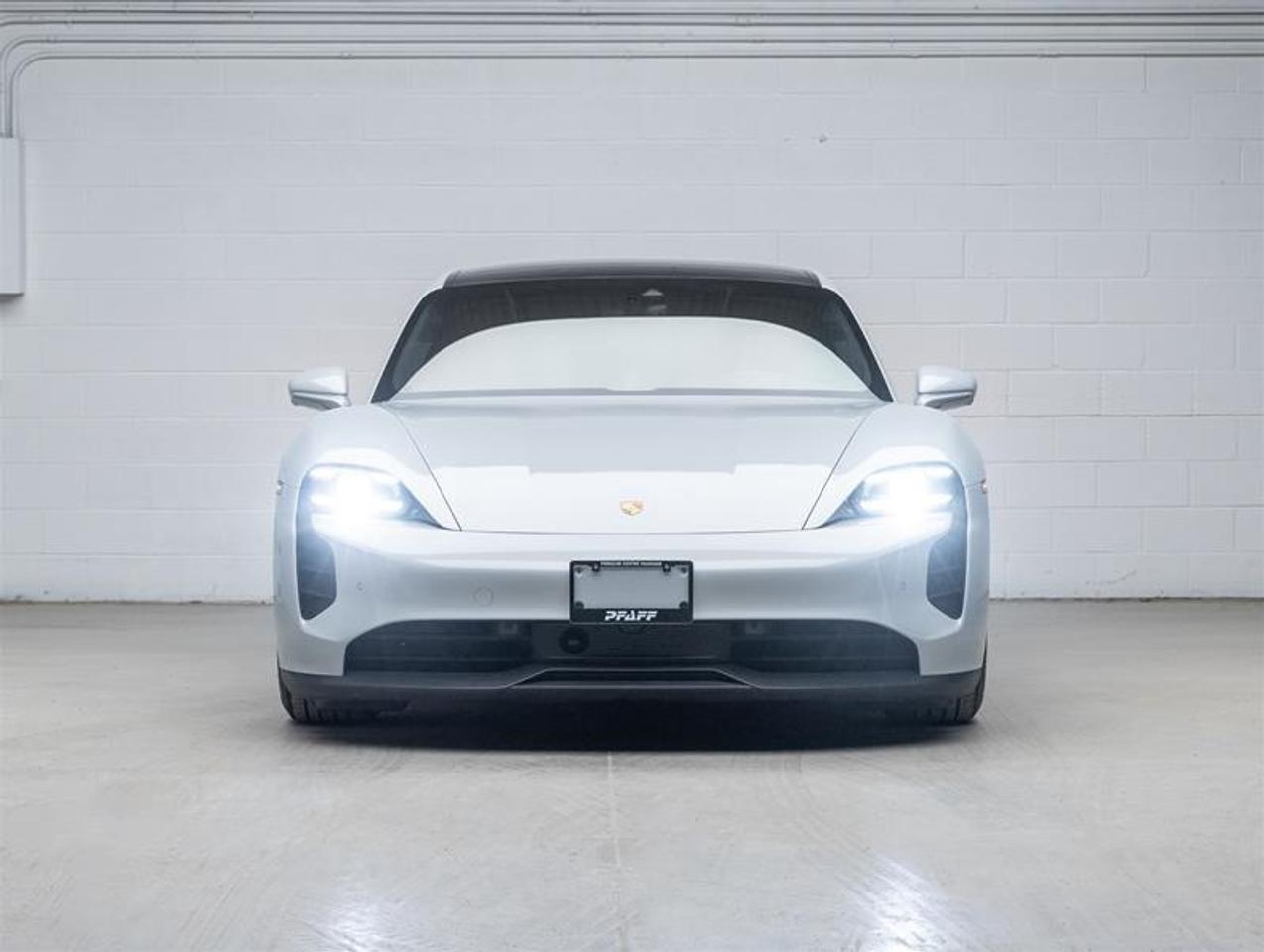 2024 Porsche Taycan  Photo