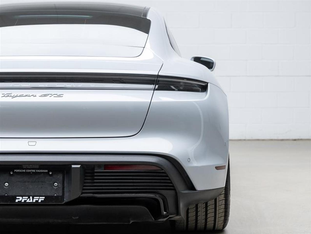 2024 Porsche Taycan  Photo