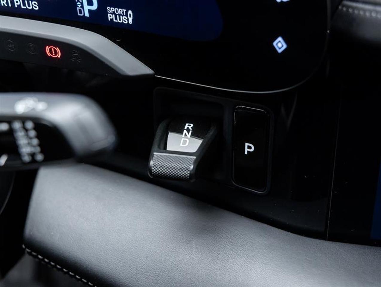 2024 Porsche Taycan  Photo