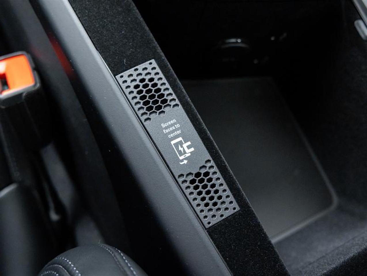 2024 Porsche Taycan  Photo