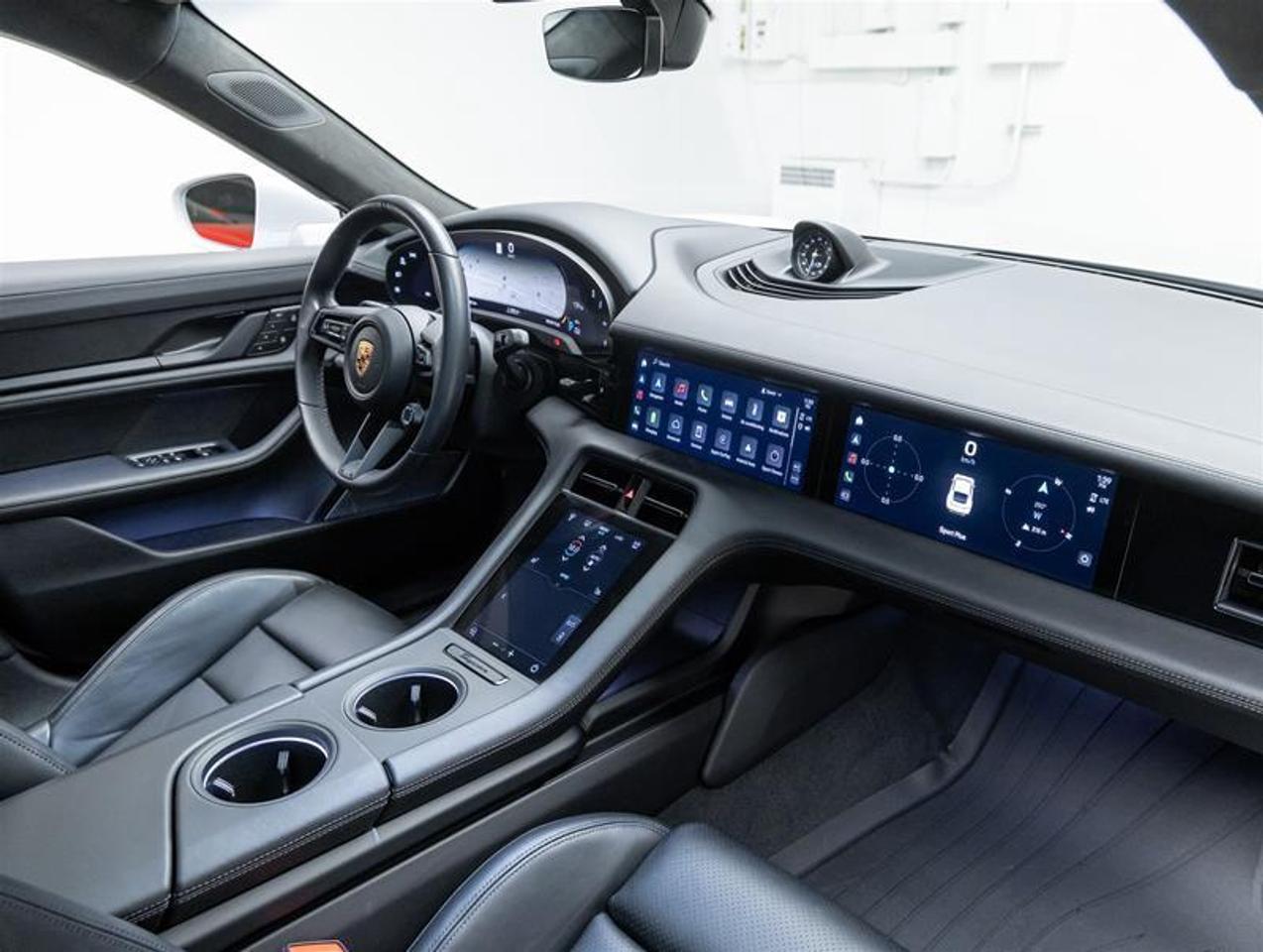 2024 Porsche Taycan  Photo