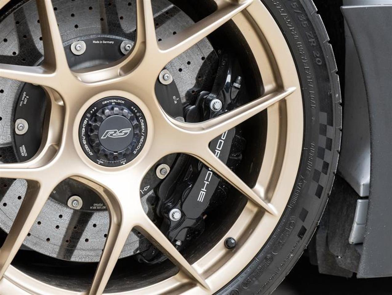 2025 Porsche 911  Photo