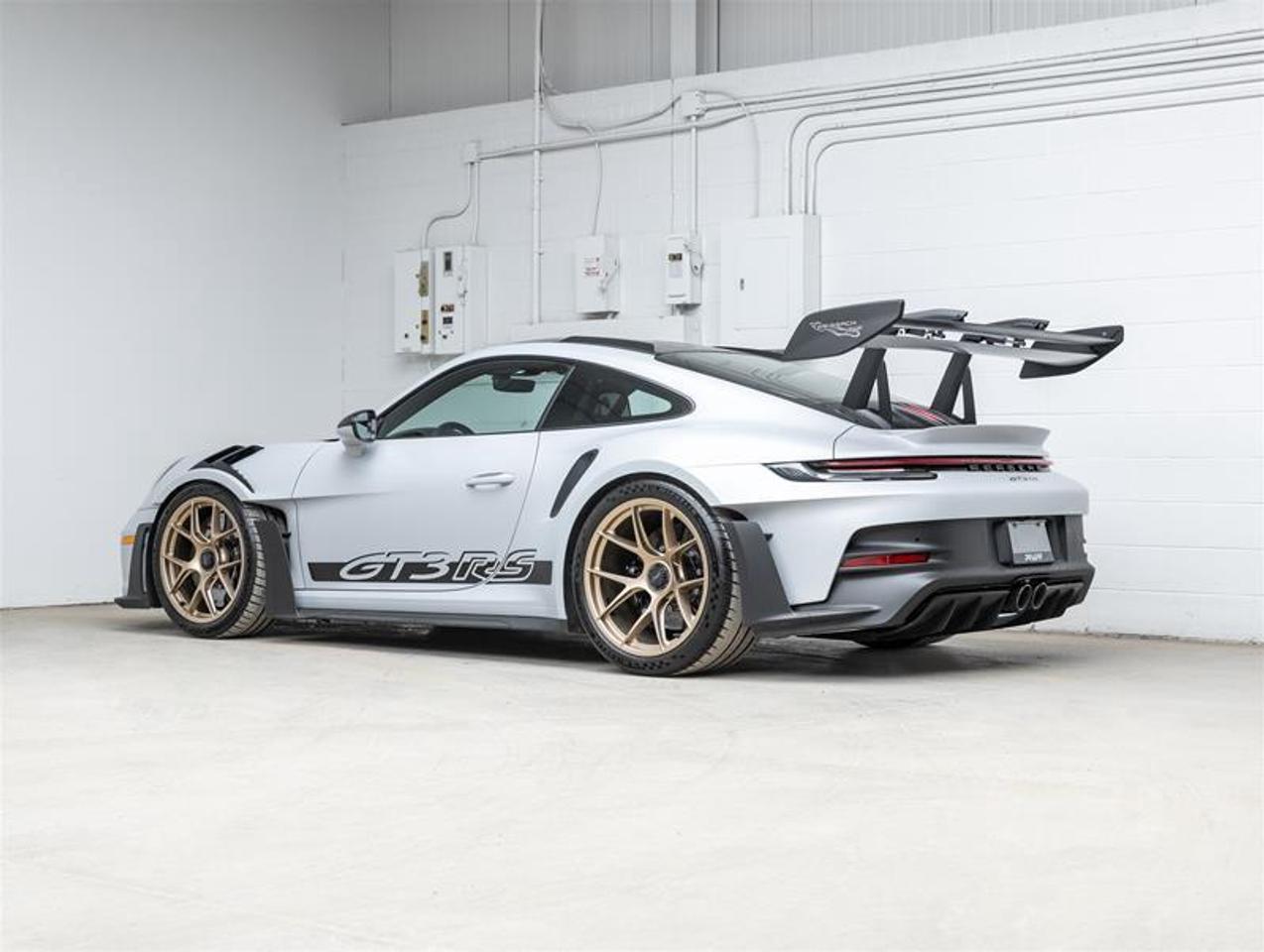 2025 Porsche 911  Photo