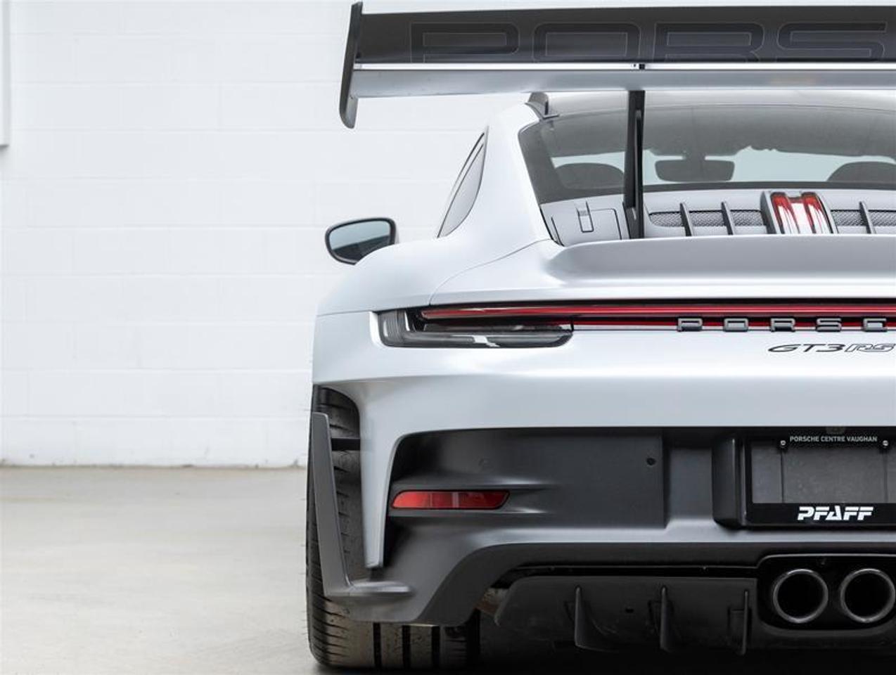 2025 Porsche 911  Photo