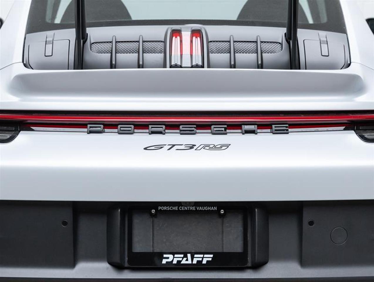 2025 Porsche 911  Photo