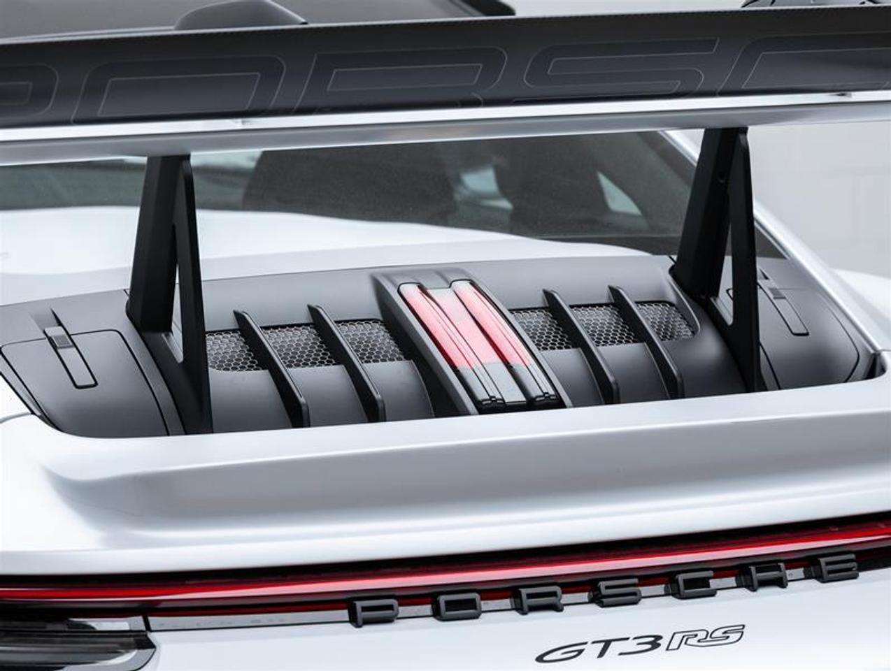 2025 Porsche 911  Photo