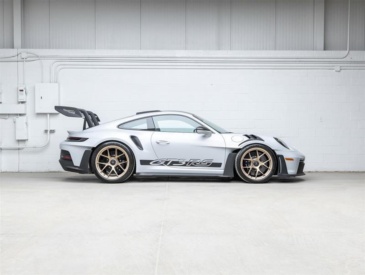 2025 Porsche 911  Photo
