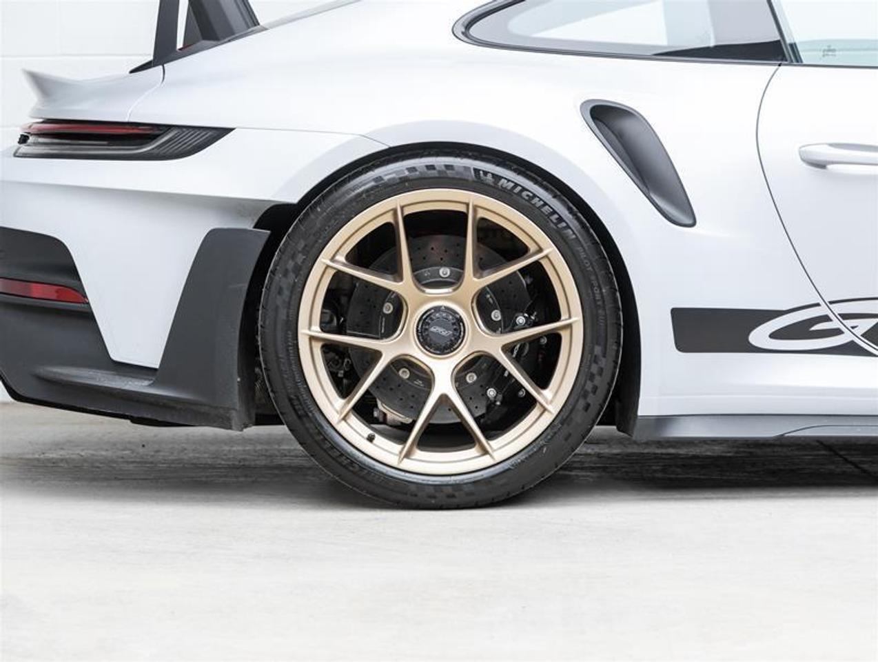 2025 Porsche 911  Photo