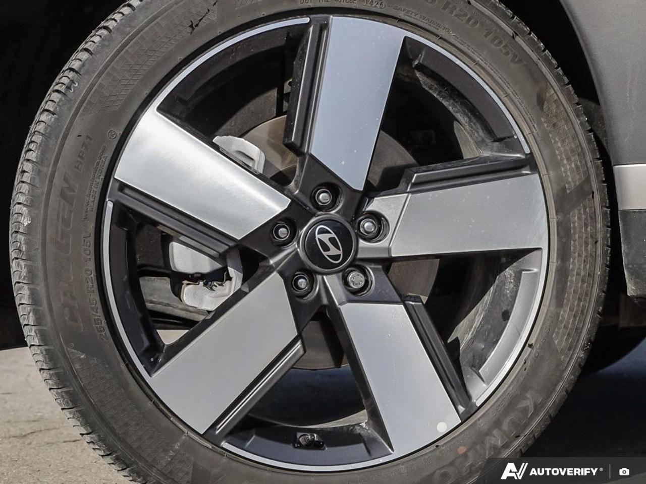 2025 Hyundai Santa Fe HEV Preferred w/Trend Package 4dr All-Wheel Drive Photo