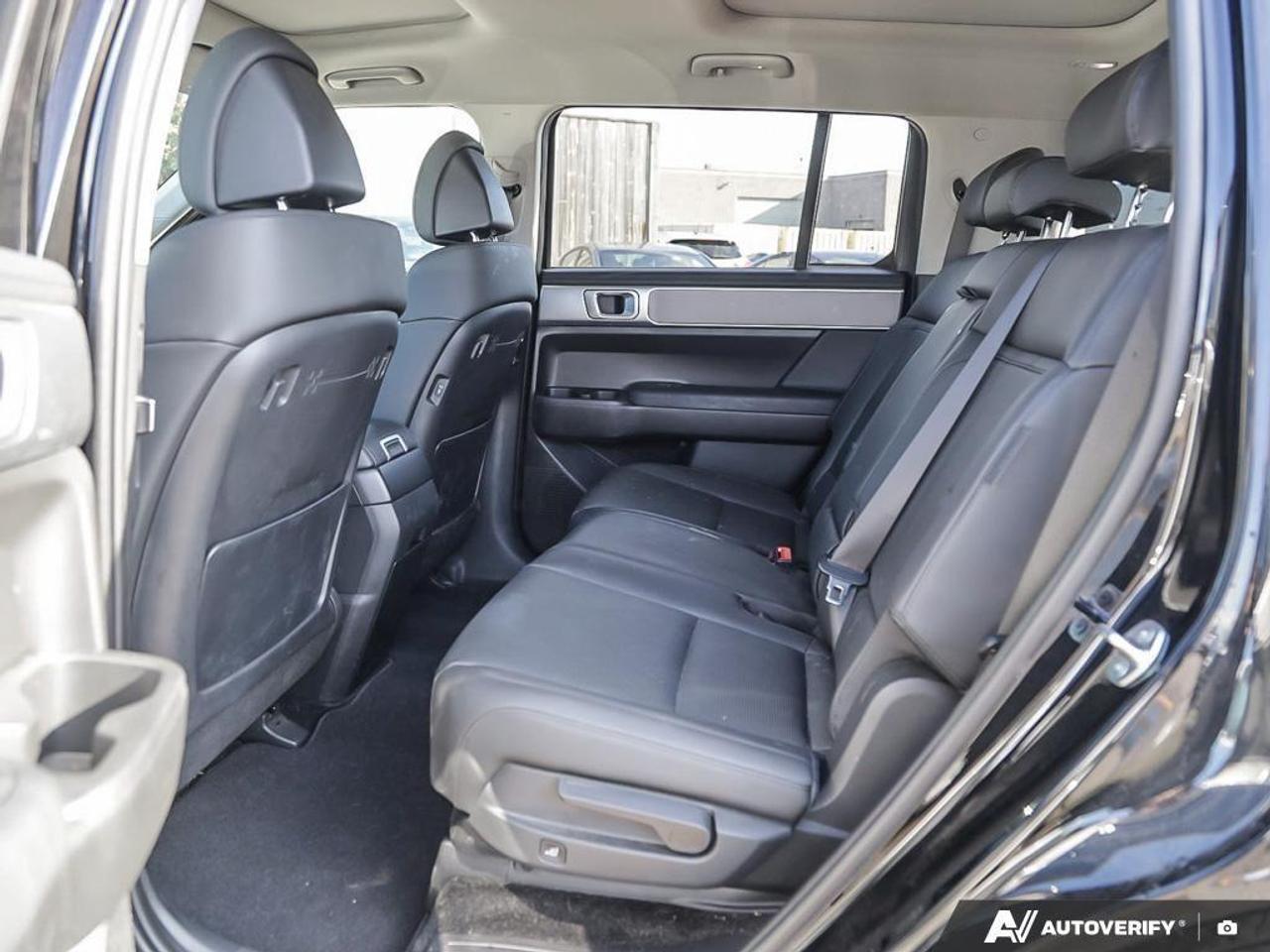 2025 Hyundai Santa Fe HEV Preferred w/Trend Package 4dr All-Wheel Drive Photo