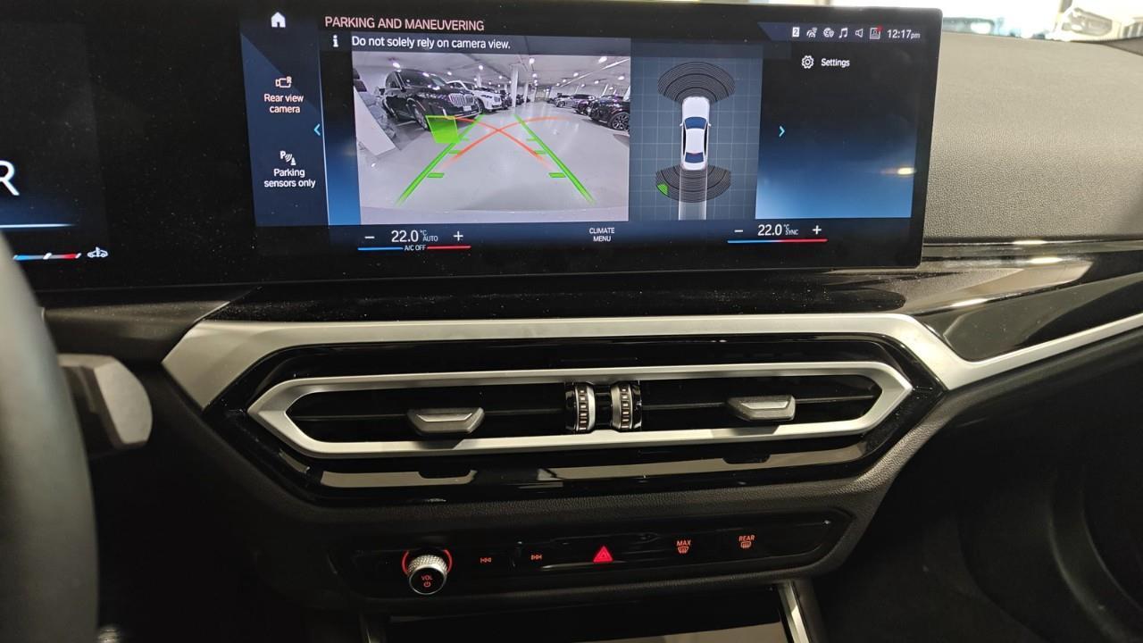 2023 BMW 330 i xDrive 4dr All-Wheel Drive Sedan Photo