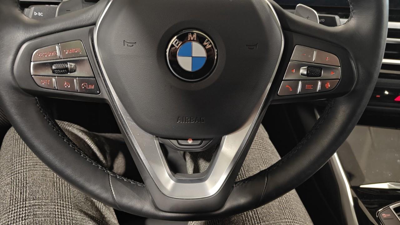 2023 BMW 330 i xDrive 4dr All-Wheel Drive Sedan Photo