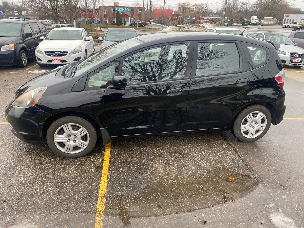 <p>Good clean car, selling cert $7,000+HST+LIC</p>