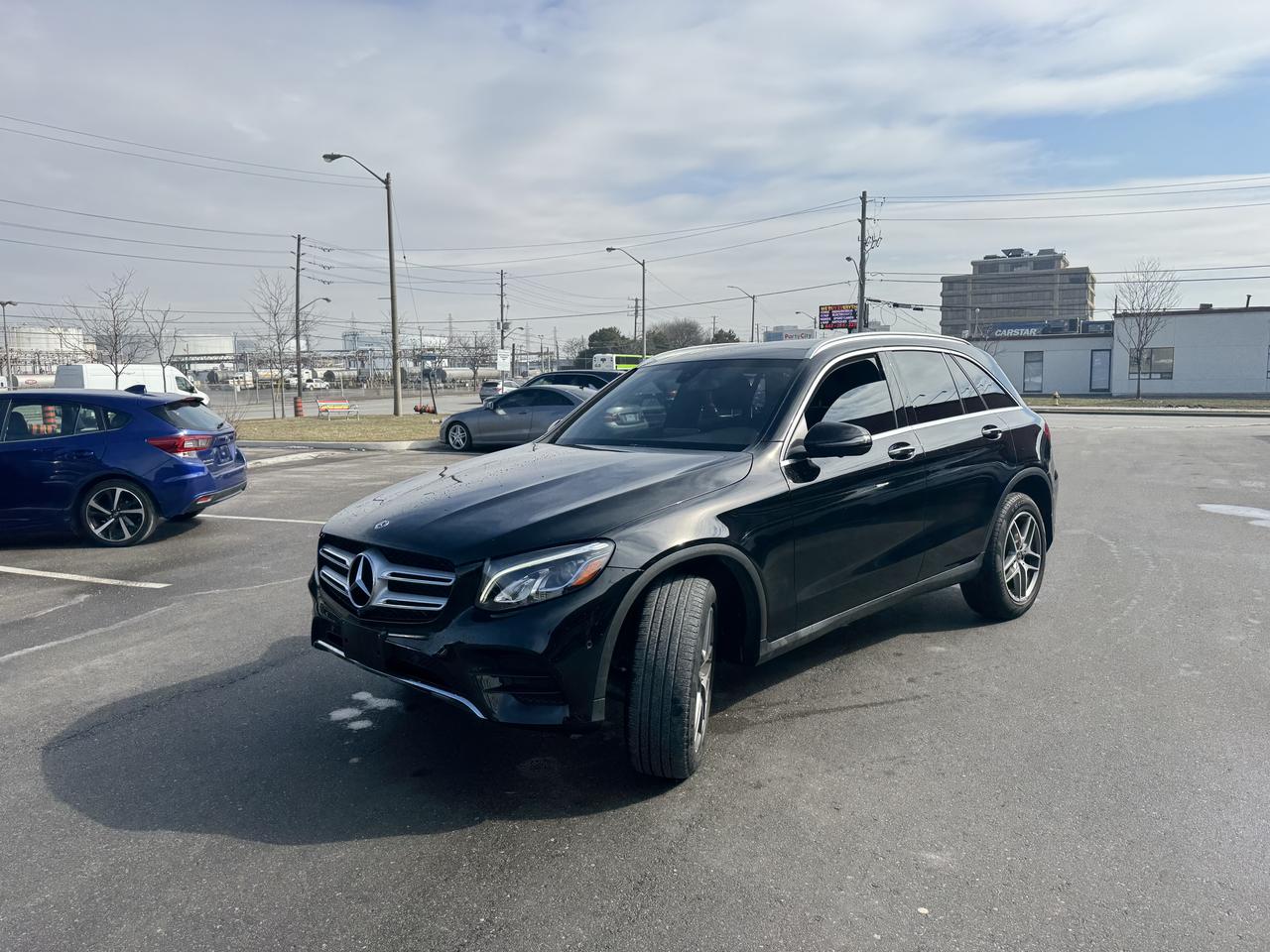 2019 Mercedes-Benz GLC-Class 300 AMG PKG 4MATIC LEATHER PAN/ROOF NAVI CAMERA Photo2