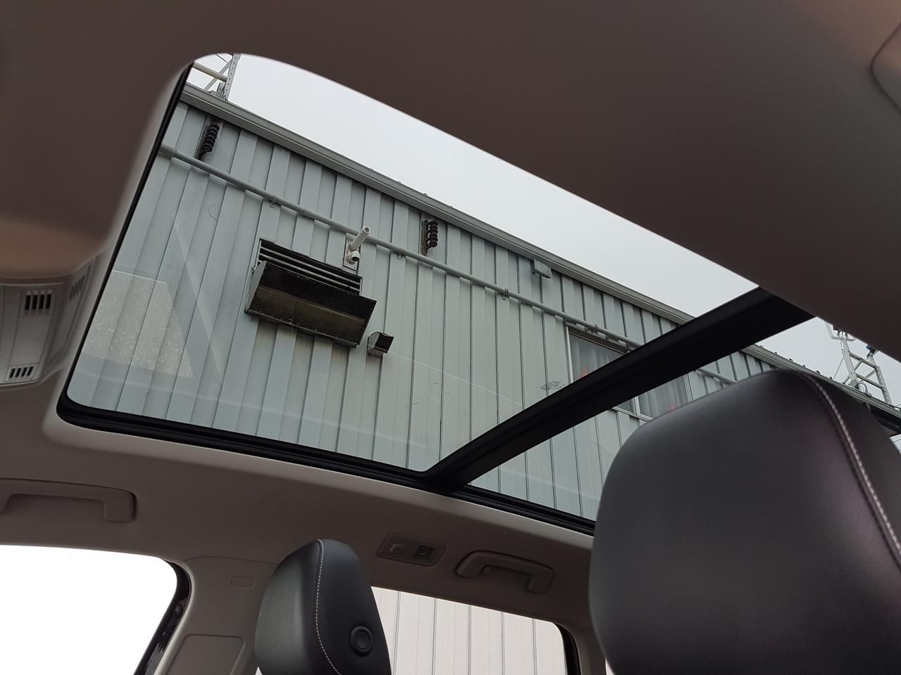 2022 Volkswagen Taos Comfortline *SUNROOF-HEATED SEATS* Photo