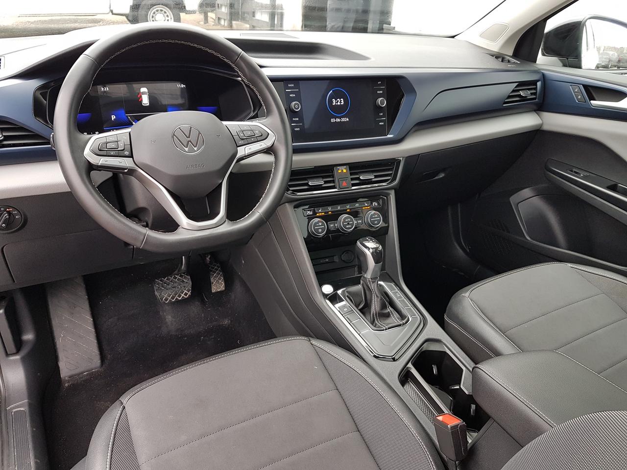 2022 Volkswagen Taos Comfortline *SUNROOF-HEATED SEATS* Photo