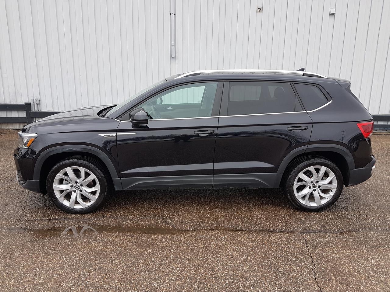 2022 Volkswagen Taos Comfortline *SUNROOF-HEATED SEATS* Photo1