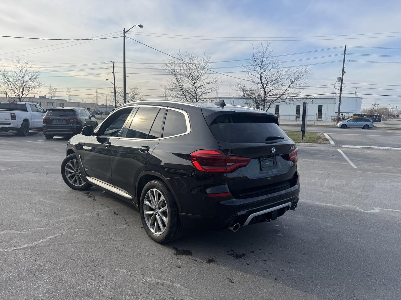 2018 BMW X3 xDrive30i SPORT PKG LEATHER PANO/ROOF NAVI CAMERA Photo4