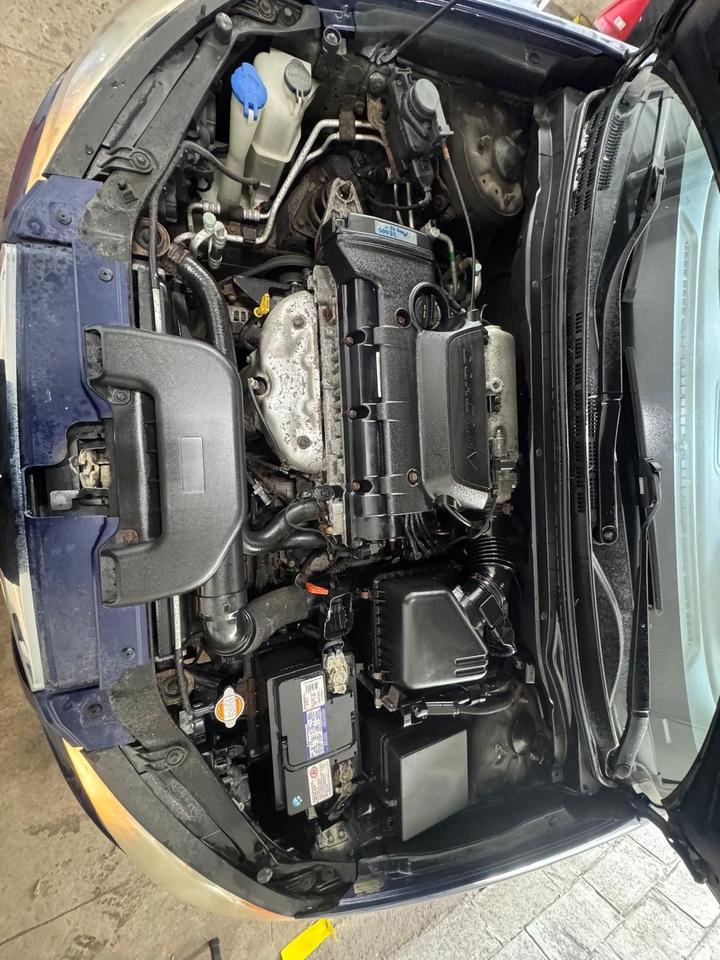 2010 Hyundai Elantra GLS, AUTO, 4 CYLINDER, ONLY 65KMS, CERTIFIED Photo