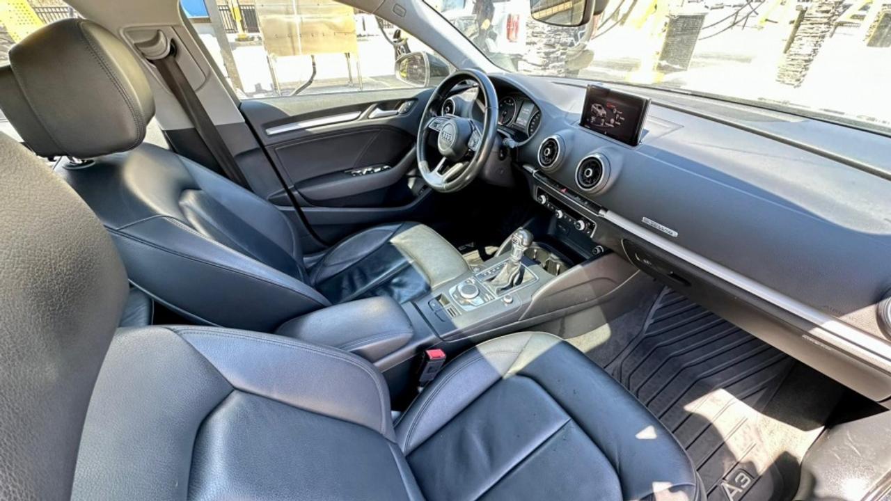 2017 Audi A3 * AWD * LOW KM * NO ACCIDENTS 2.0T QUATTRO PREMIUM Photo