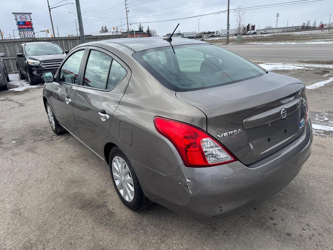 2012 Nissan Versa SV, SEDAN, 4 CYL, AUTO, ONLY 70KMS, CERTIFIED Photo2