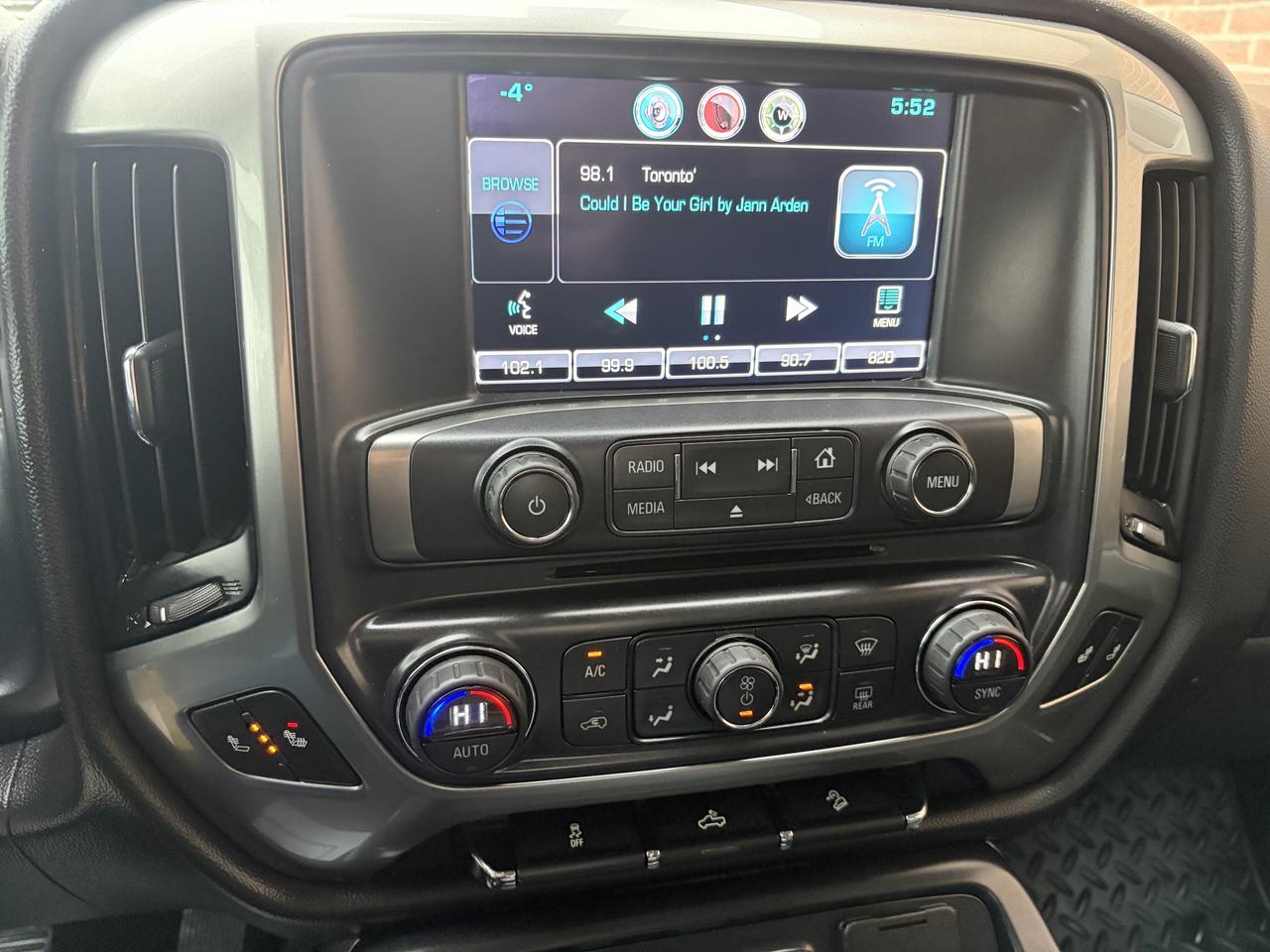 2015 Chevrolet Silverado 1500 LT Photo