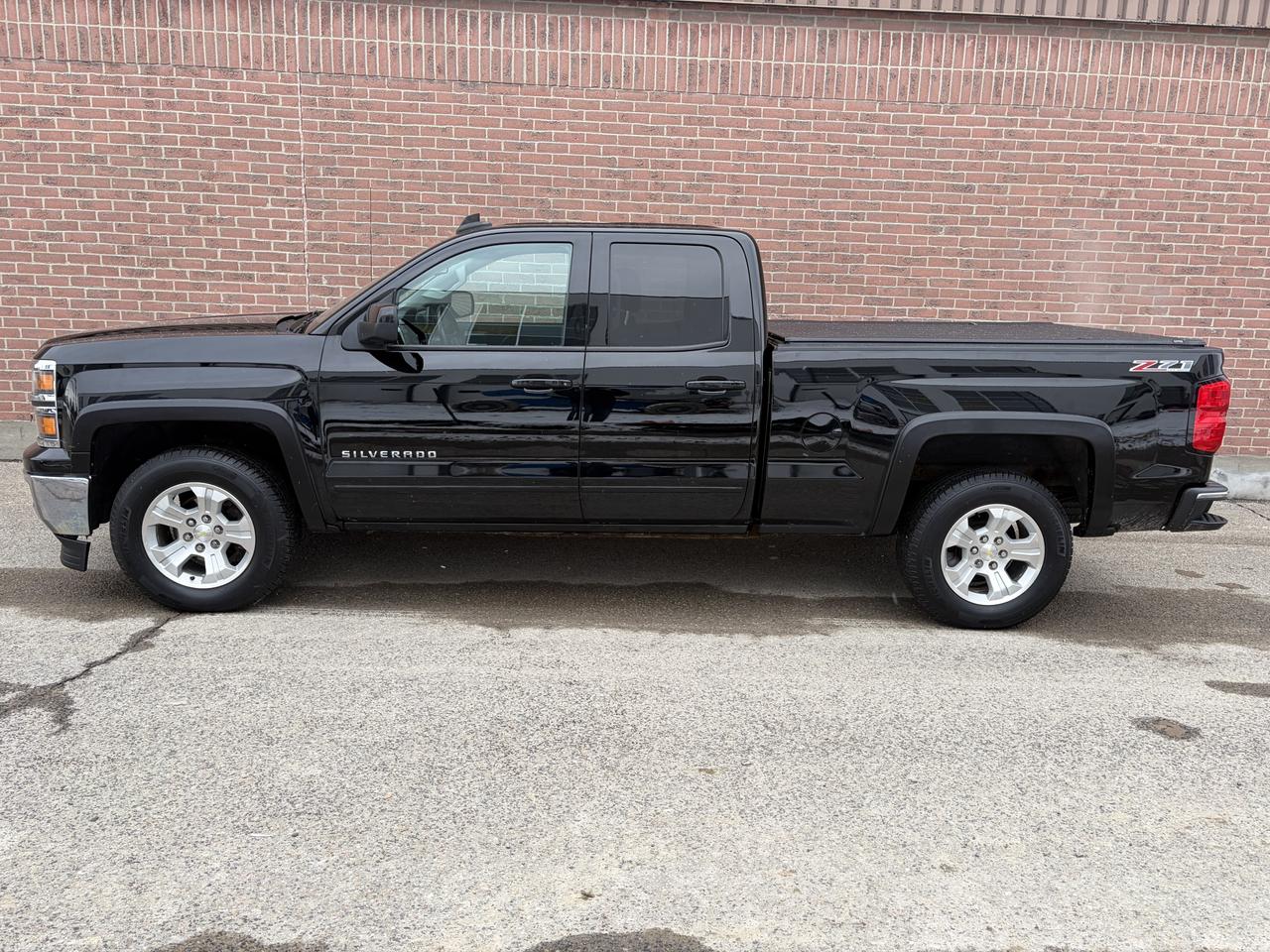 2015 Chevrolet Silverado 1500 LT Photo