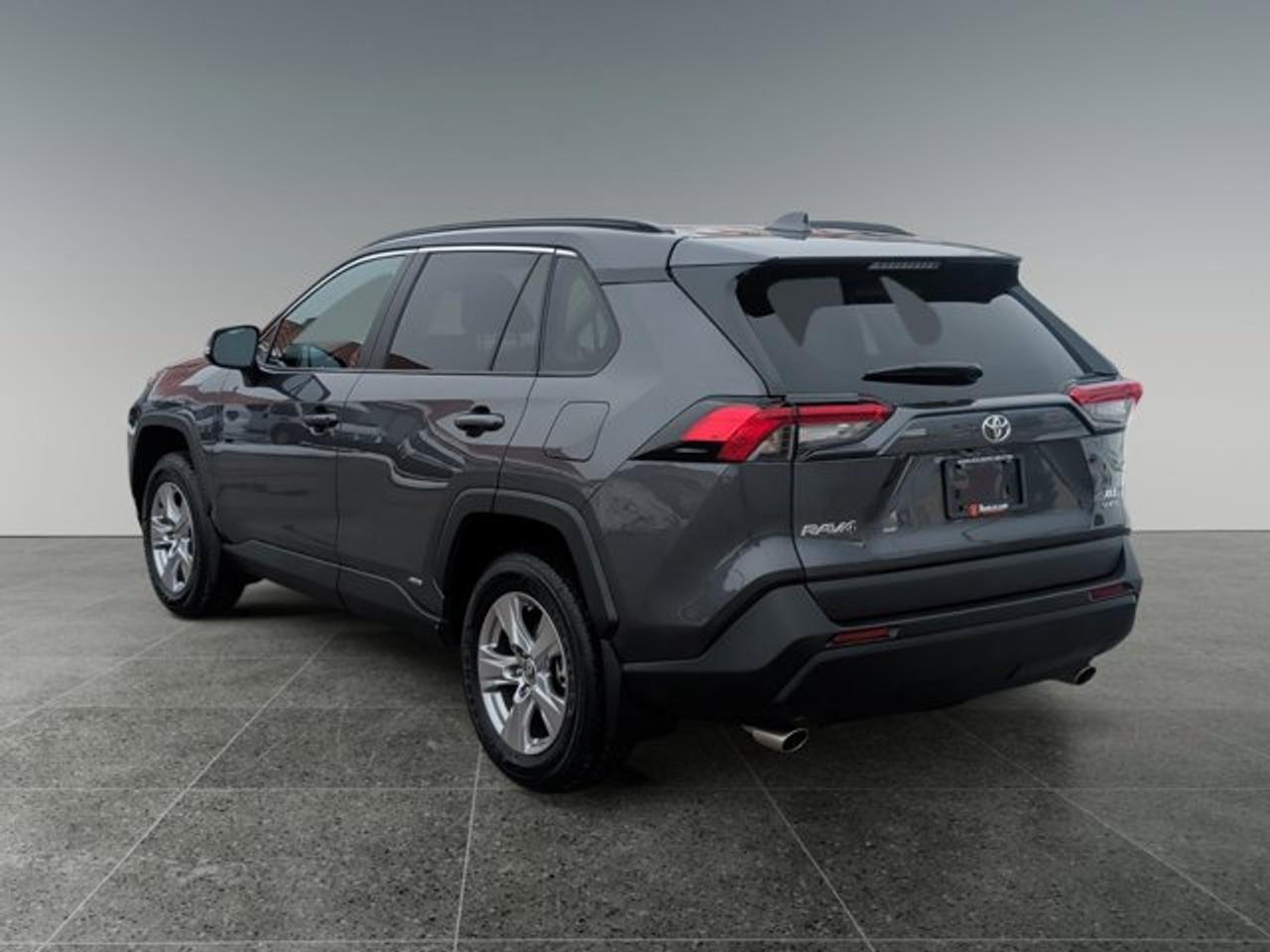 2025 Toyota RAV4 Hybrid XLE - Photo #3