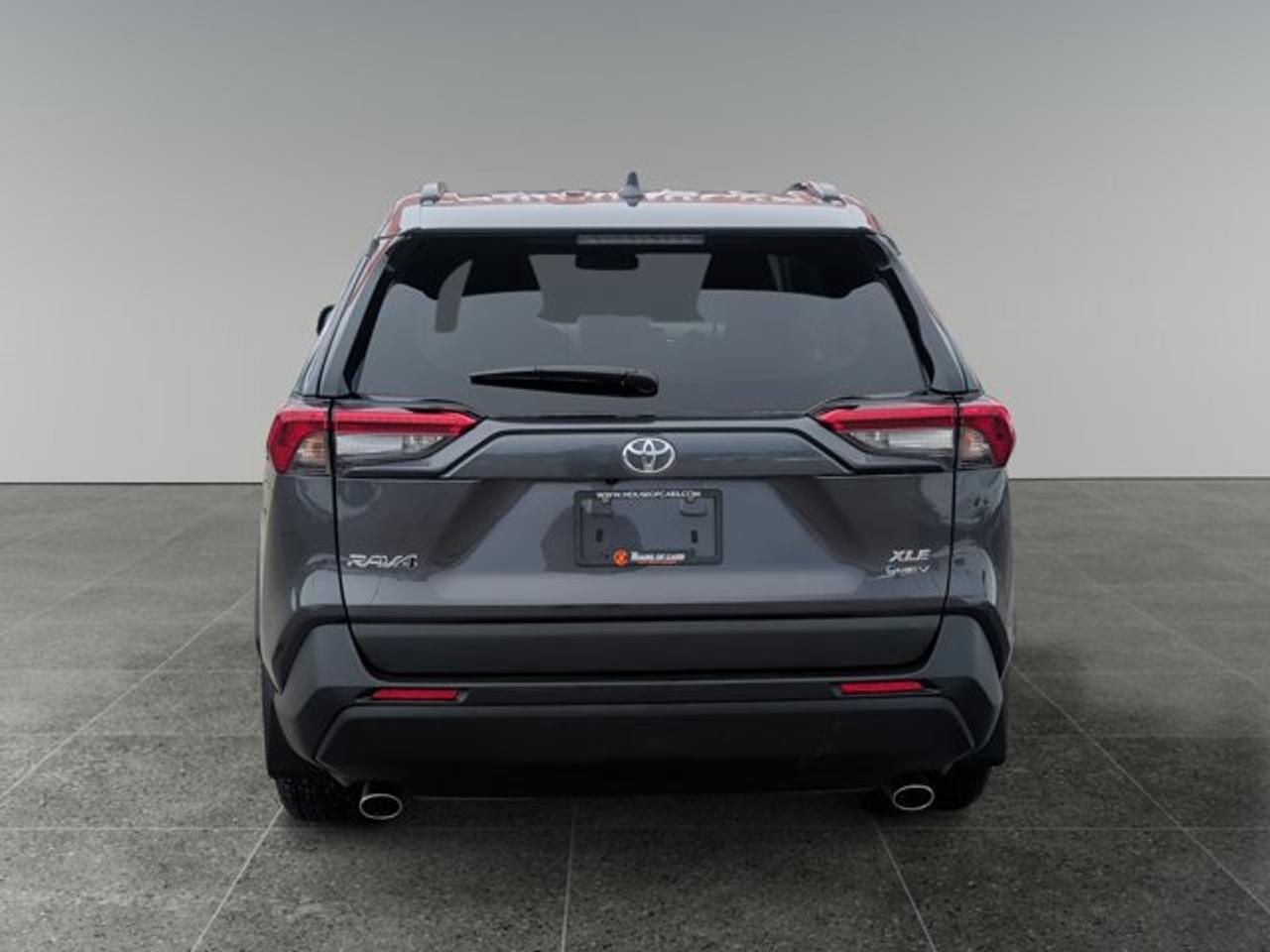 2025 Toyota RAV4 Hybrid XLE - Photo #4