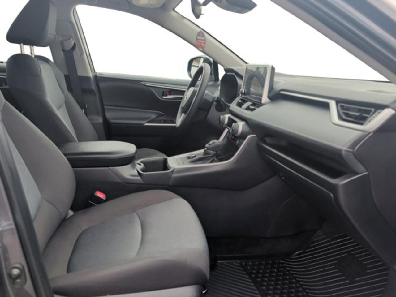 2025 Toyota RAV4 Hybrid XLE - Photo #11