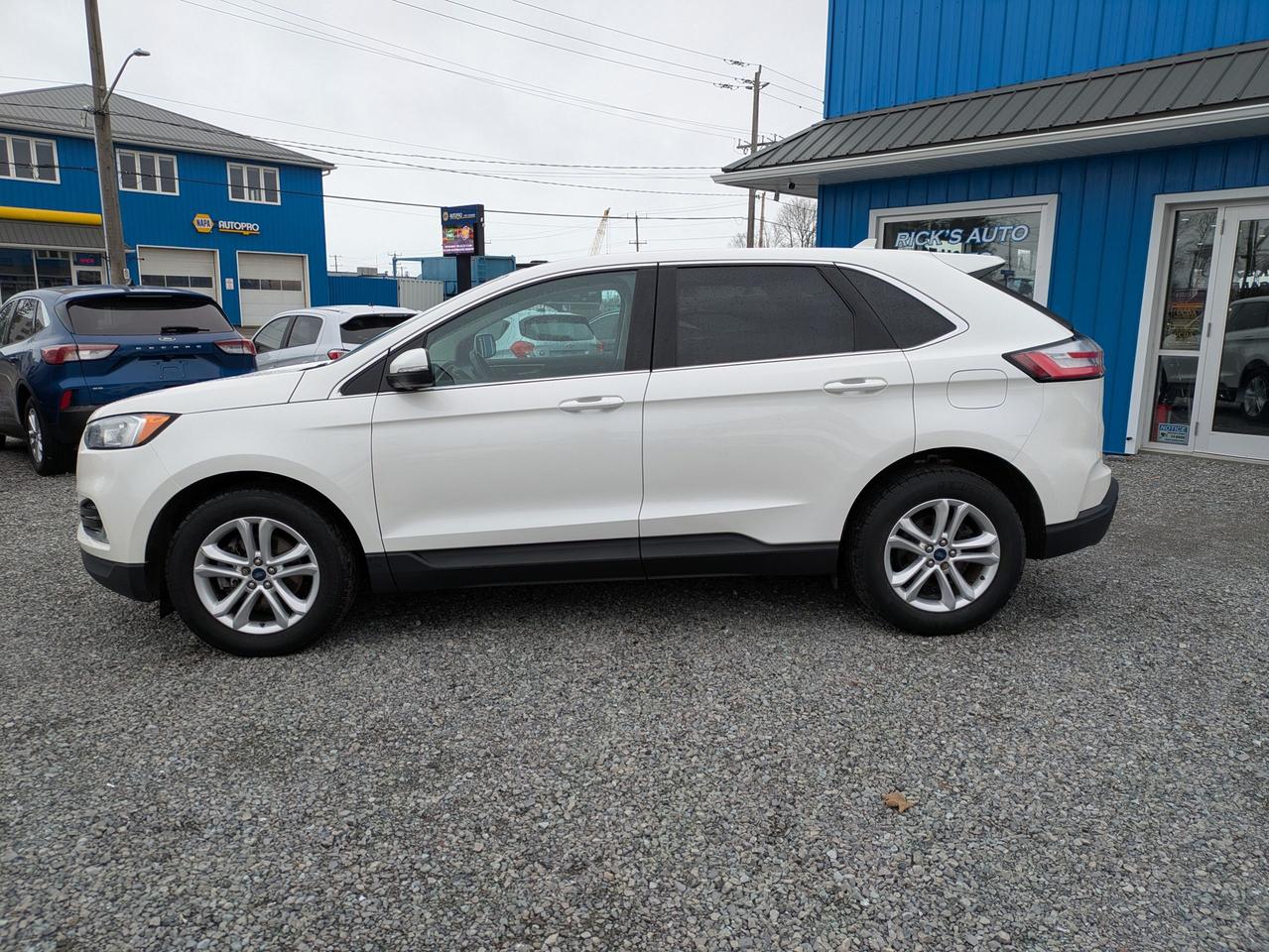 2020 Ford Edge SEL FWD Photo