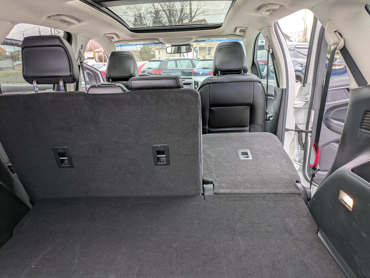 2020 Ford Edge SEL FWD Photo