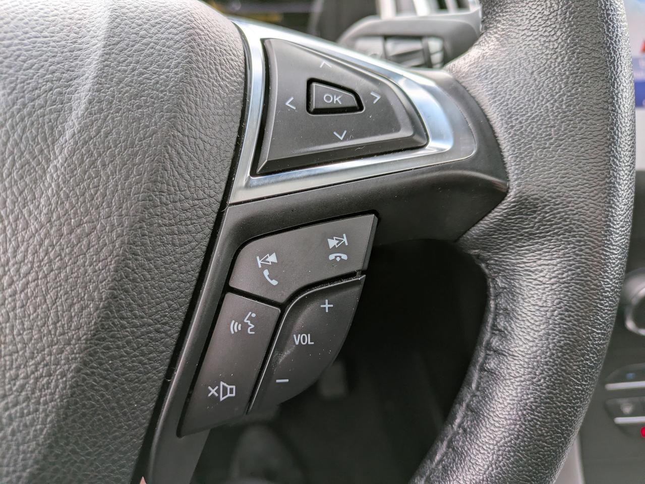 2020 Ford Edge SEL FWD Photo