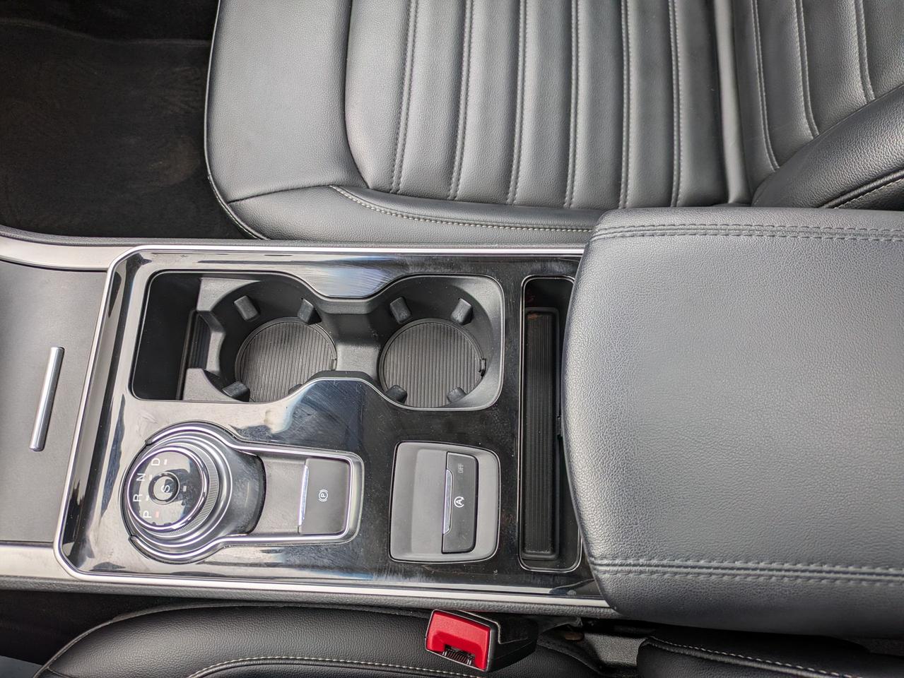 2020 Ford Edge SEL FWD Photo