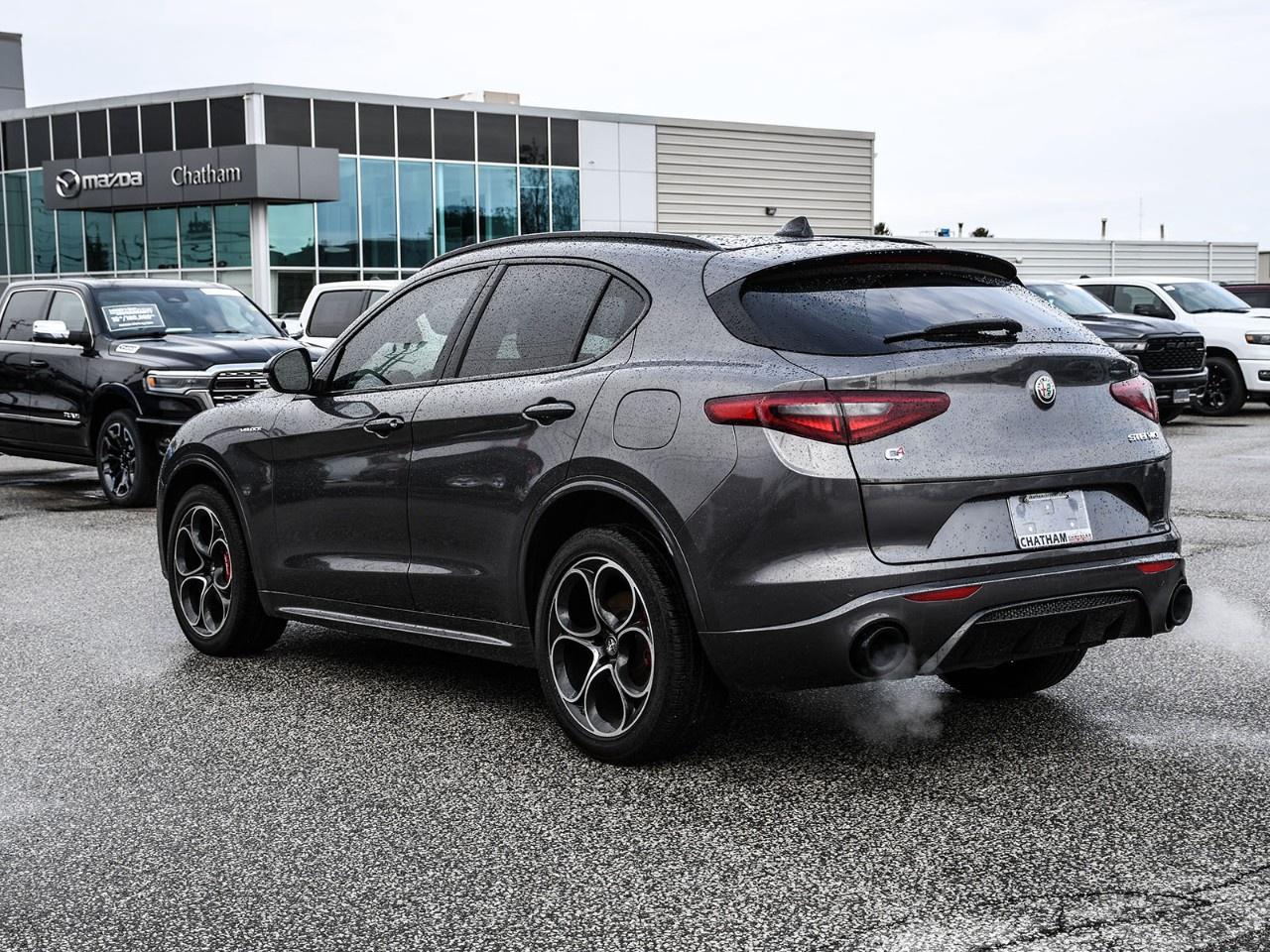 2022 Alfa Romeo Stelvio Veloce AWD Photo