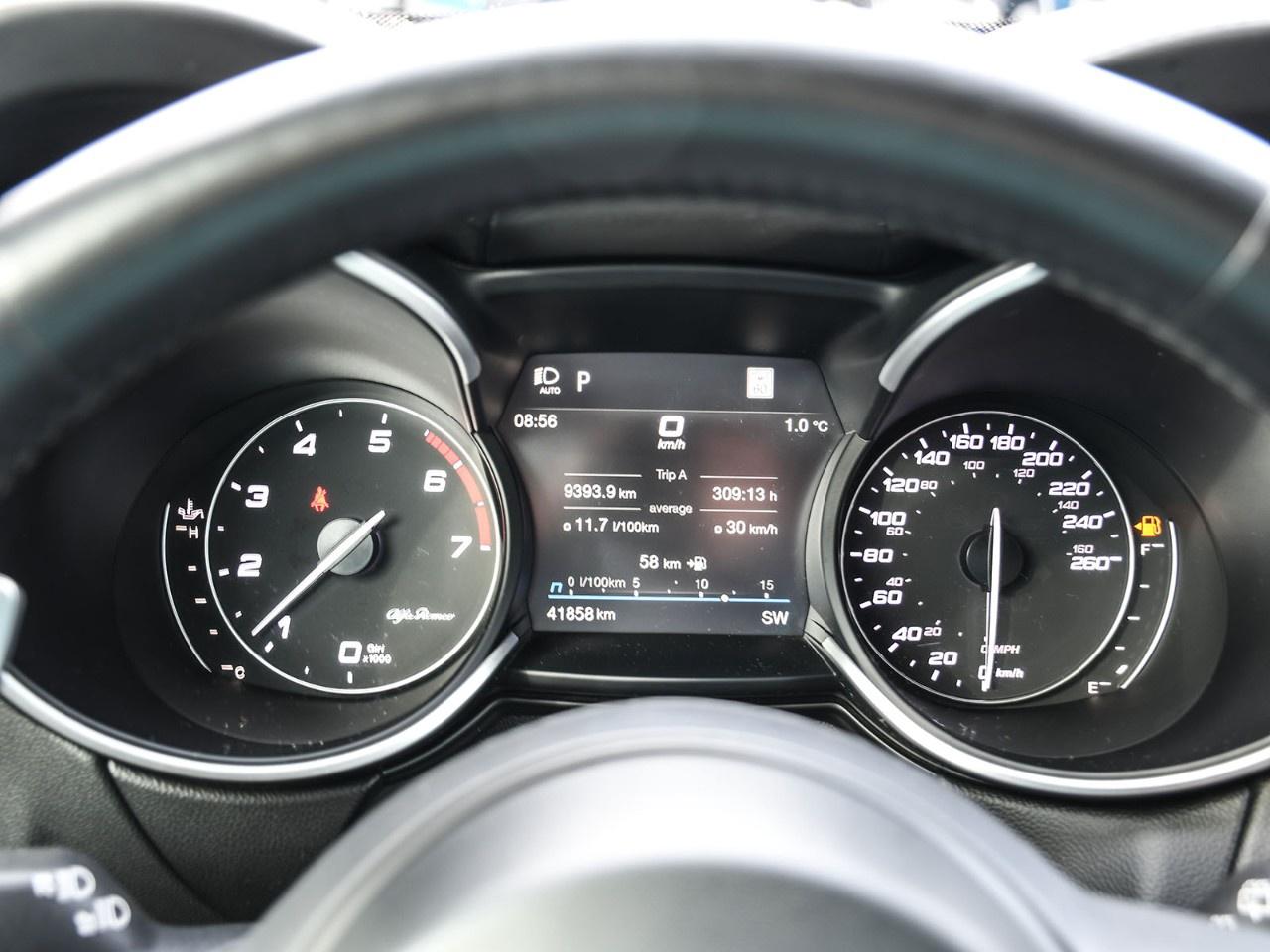 2022 Alfa Romeo Stelvio Veloce AWD Photo