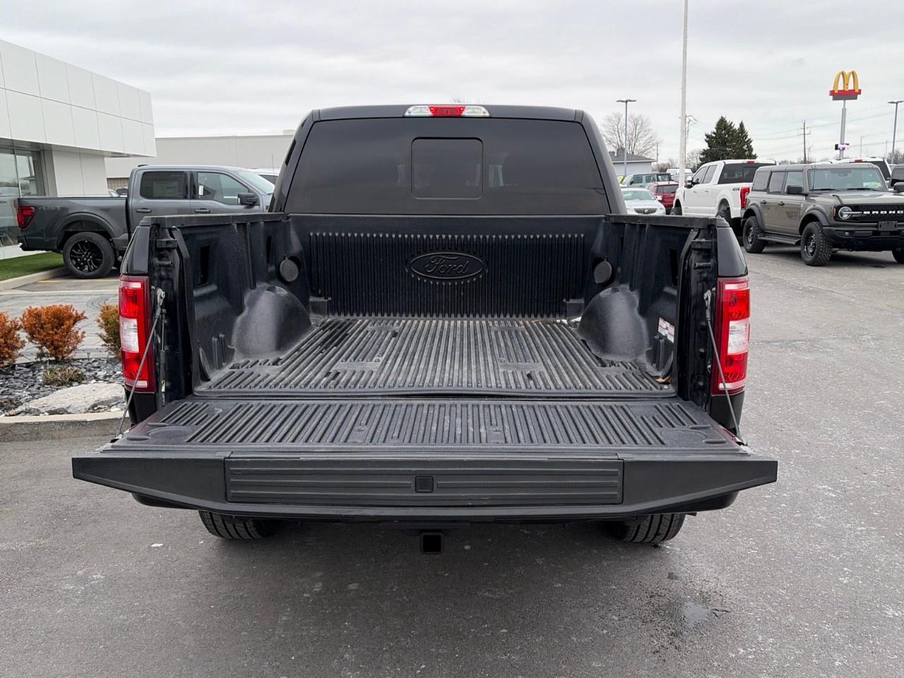2019 Ford F-150 XLT 4WD SuperCrew 5.5' Box Photo4