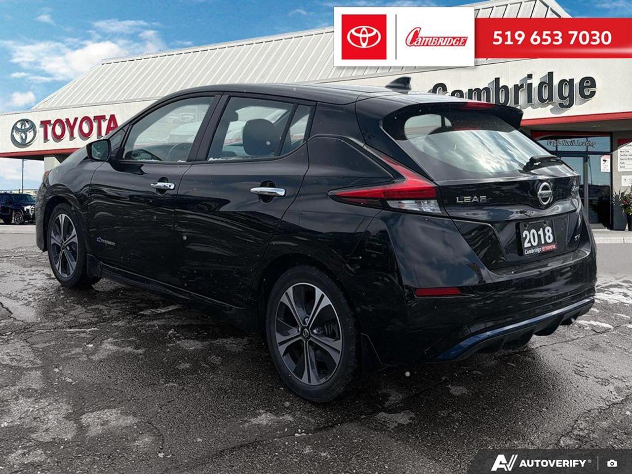 2018 Nissan Leaf SV Photo3