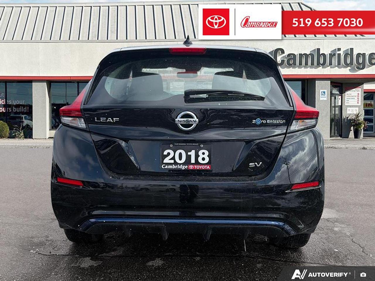 2018 Nissan Leaf SV Photo