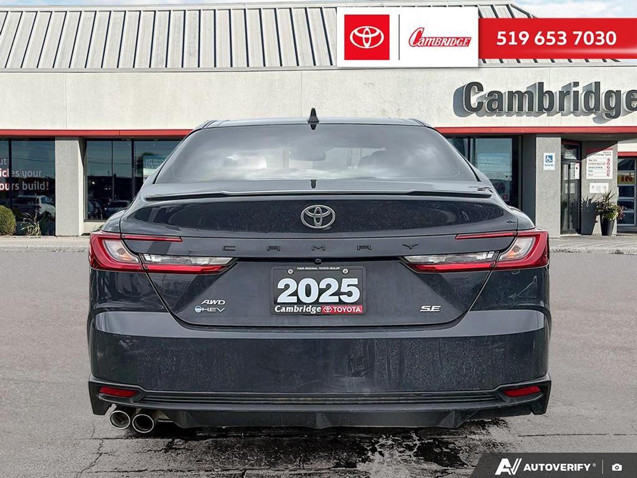 2025 Toyota Camry SE Upgrade Photo