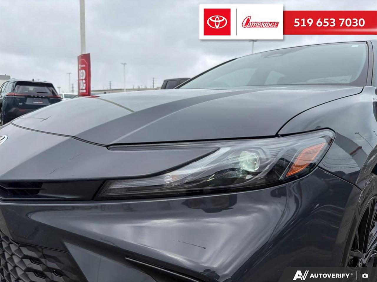 2025 Toyota Camry SE Upgrade Photo