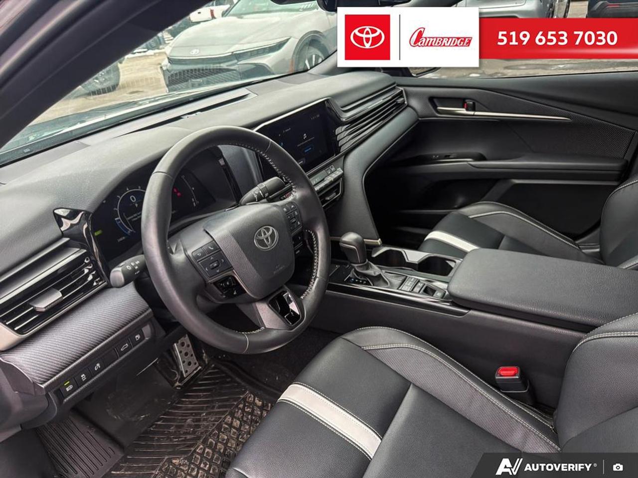 2025 Toyota Camry SE Upgrade Photo